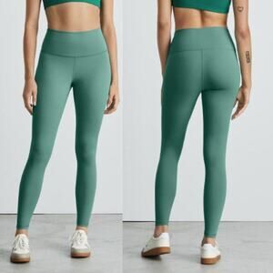 NWT Everlane Womens Perform Ankle Athleisure Legging Soft Dark Mint Green Size S